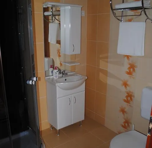 Rózsapark 3* Demjén